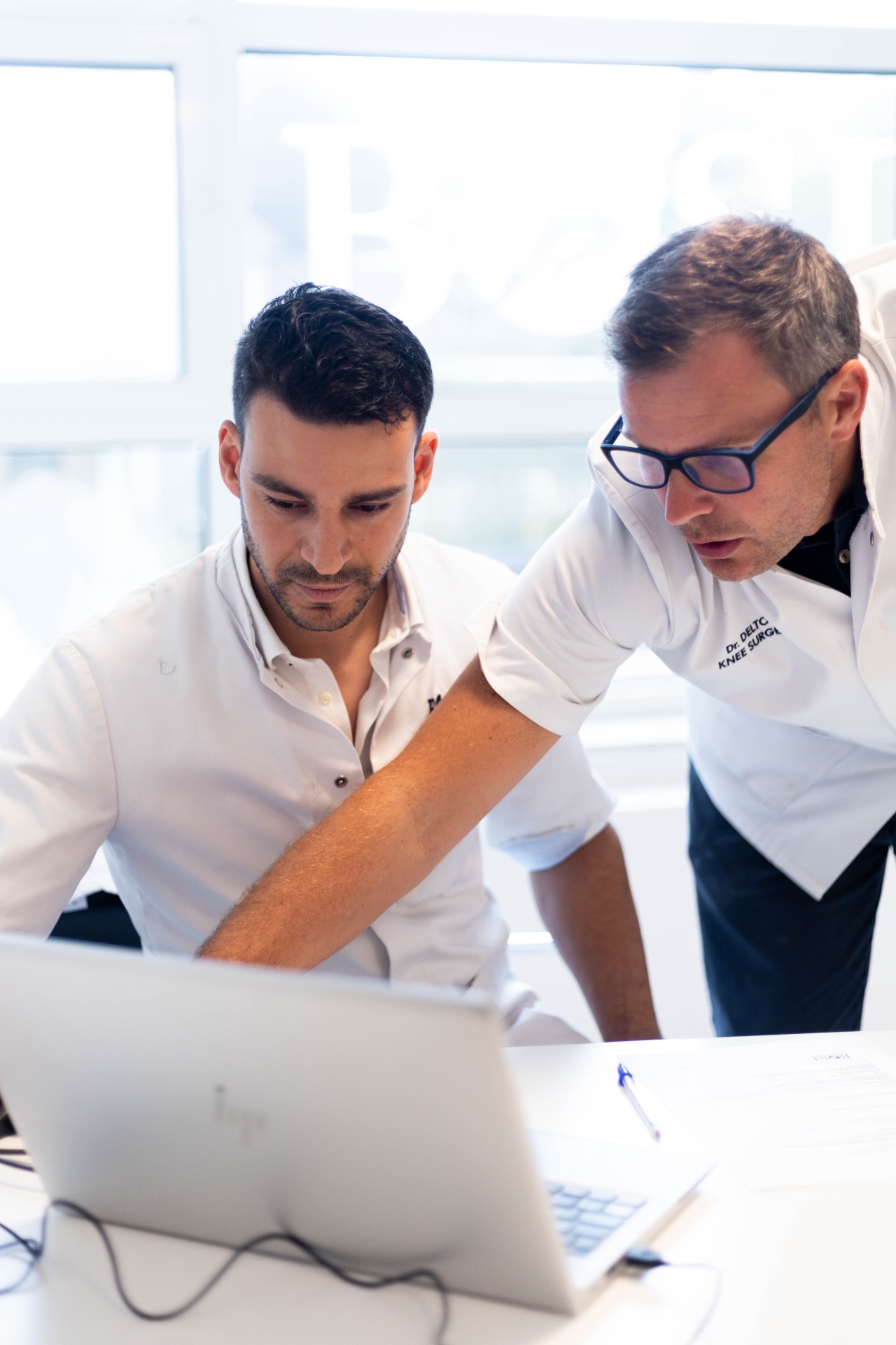 BOSi Knee Academy